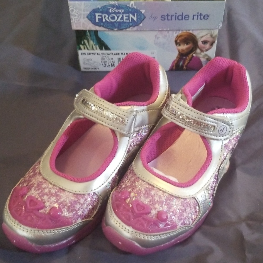Stride Rite girls light-up shoes *New* Size 13.5M